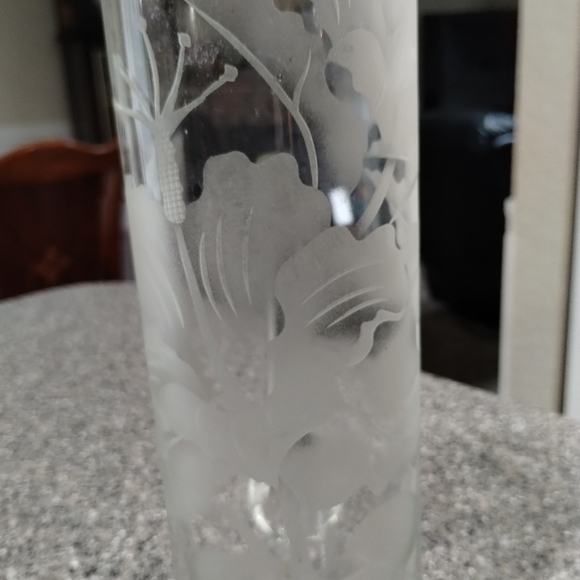 VTG West Virginia Etched Glass Orchid or Gazelle flower Empire Cocktail Pitcher - Picture 5 of 13